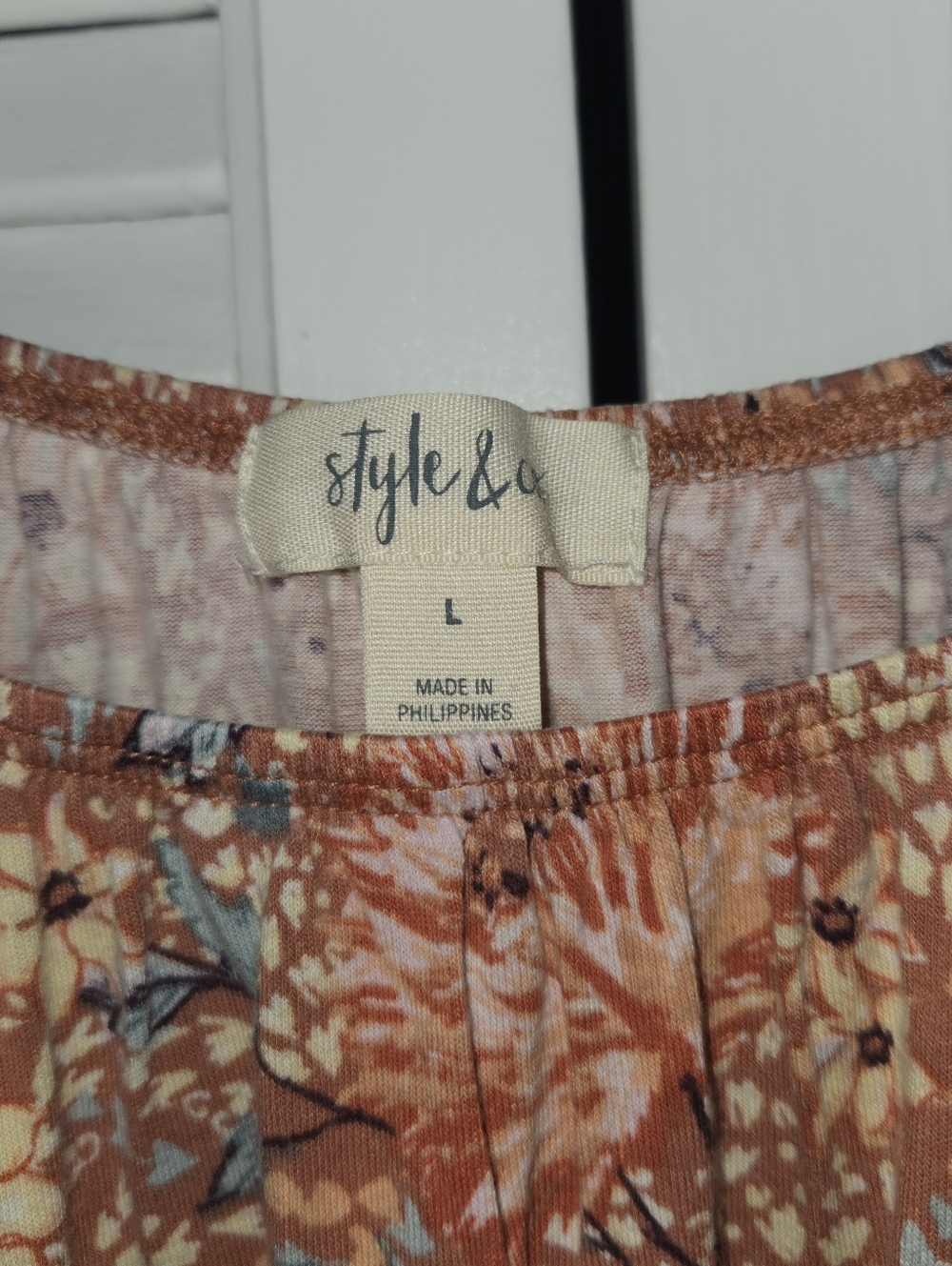 Style & Co Floral Peasant Peach Tones Boho Smocked Scooped Neck Blouse Sz L - Picture 3 of 4
